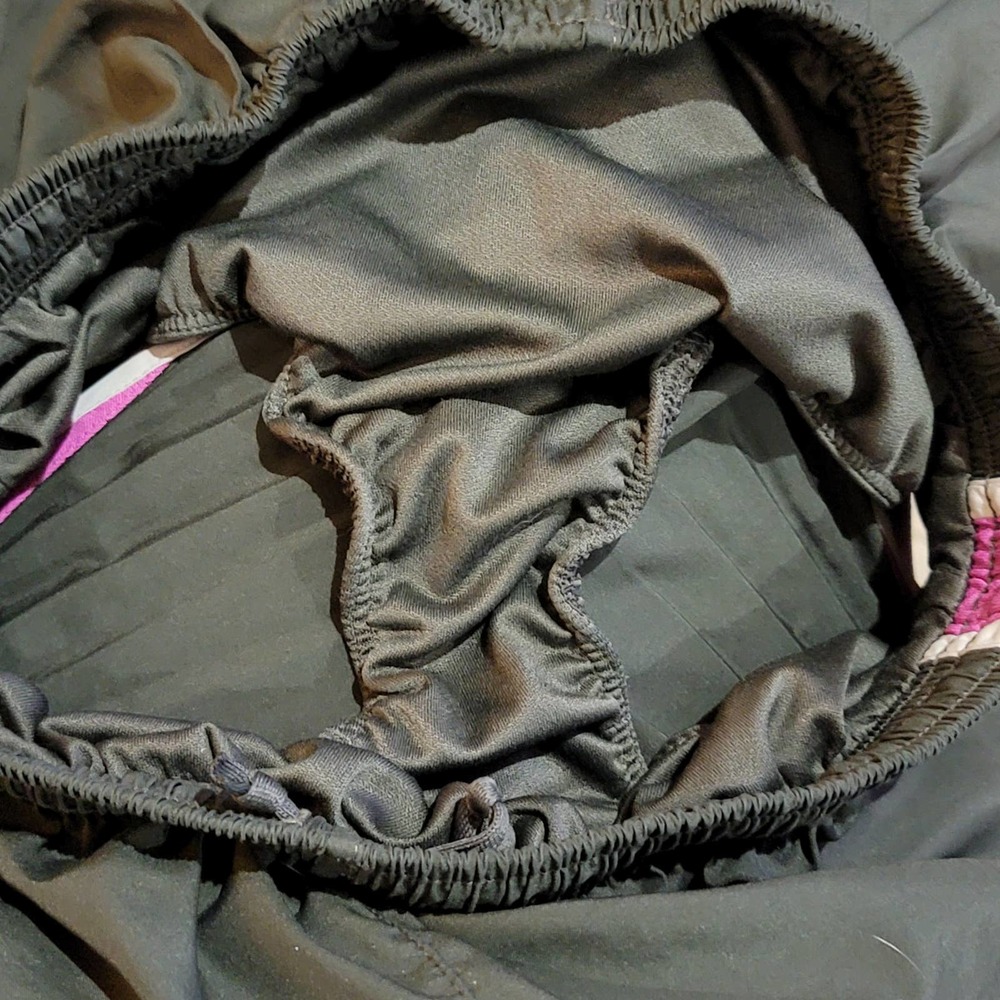 Nike DRI FIT Gray and Pink Running Shorts Small - Picture 4 of 4